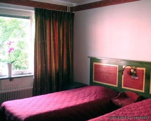 Hotel Bishops Arms 3*