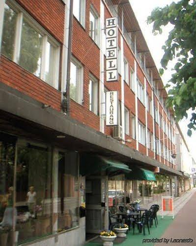 Bishops Arms 3* Mora
