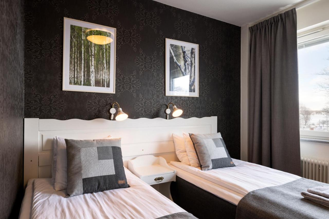 Bishops Arms Hotel Mora