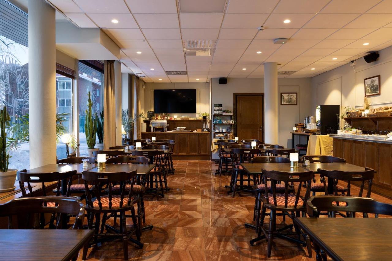 Hotel Bishops Arms Mora