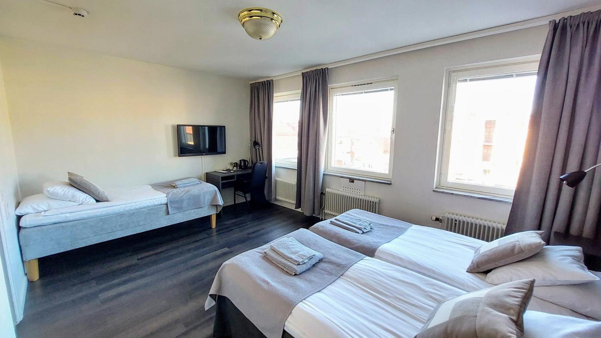 Bishops Arms Hotel 3*