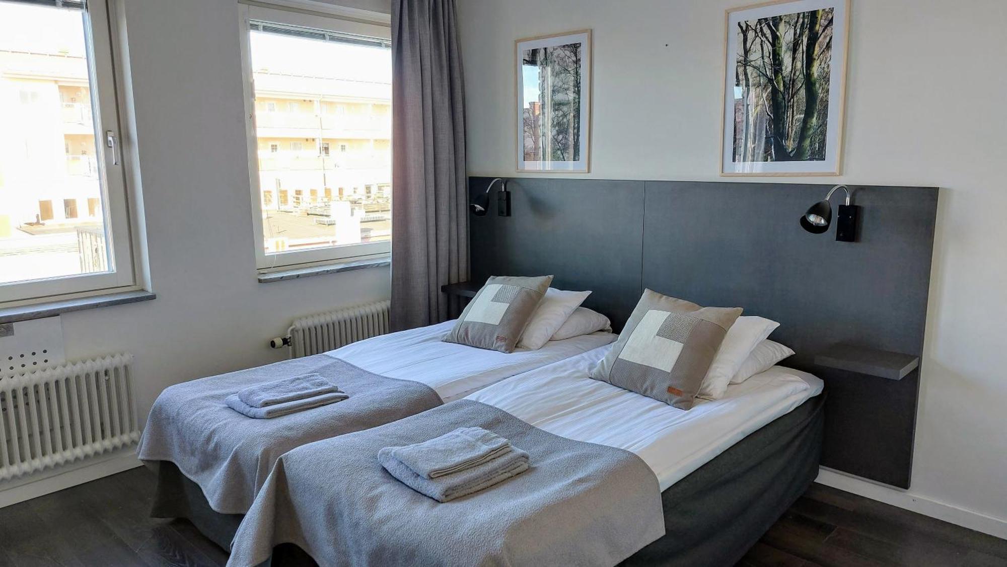 Bishops Arms Hotel Mora